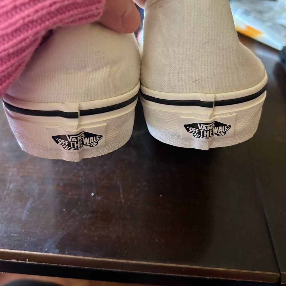 Vans mens White Sneakers (9.5)